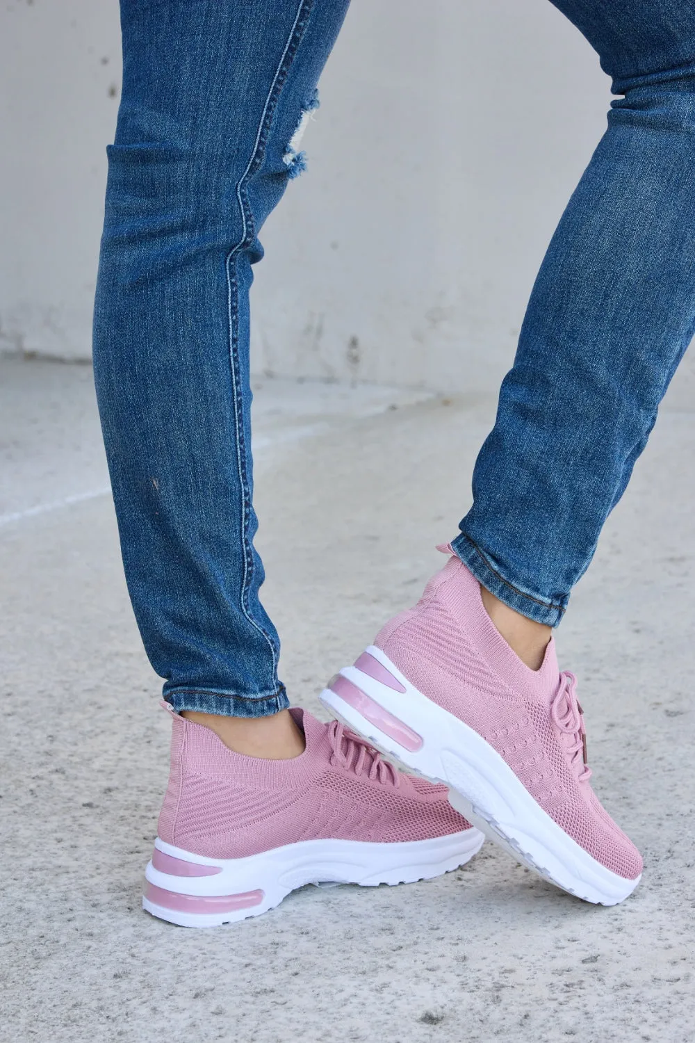 Athletic Shoes - Forever Link Breathable Mesh Lace-up Round Toe Athletic Shoes