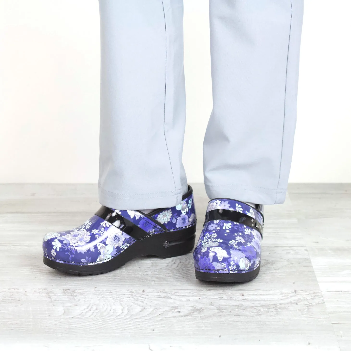 Butterfly Melody Women's Clog in Blue
