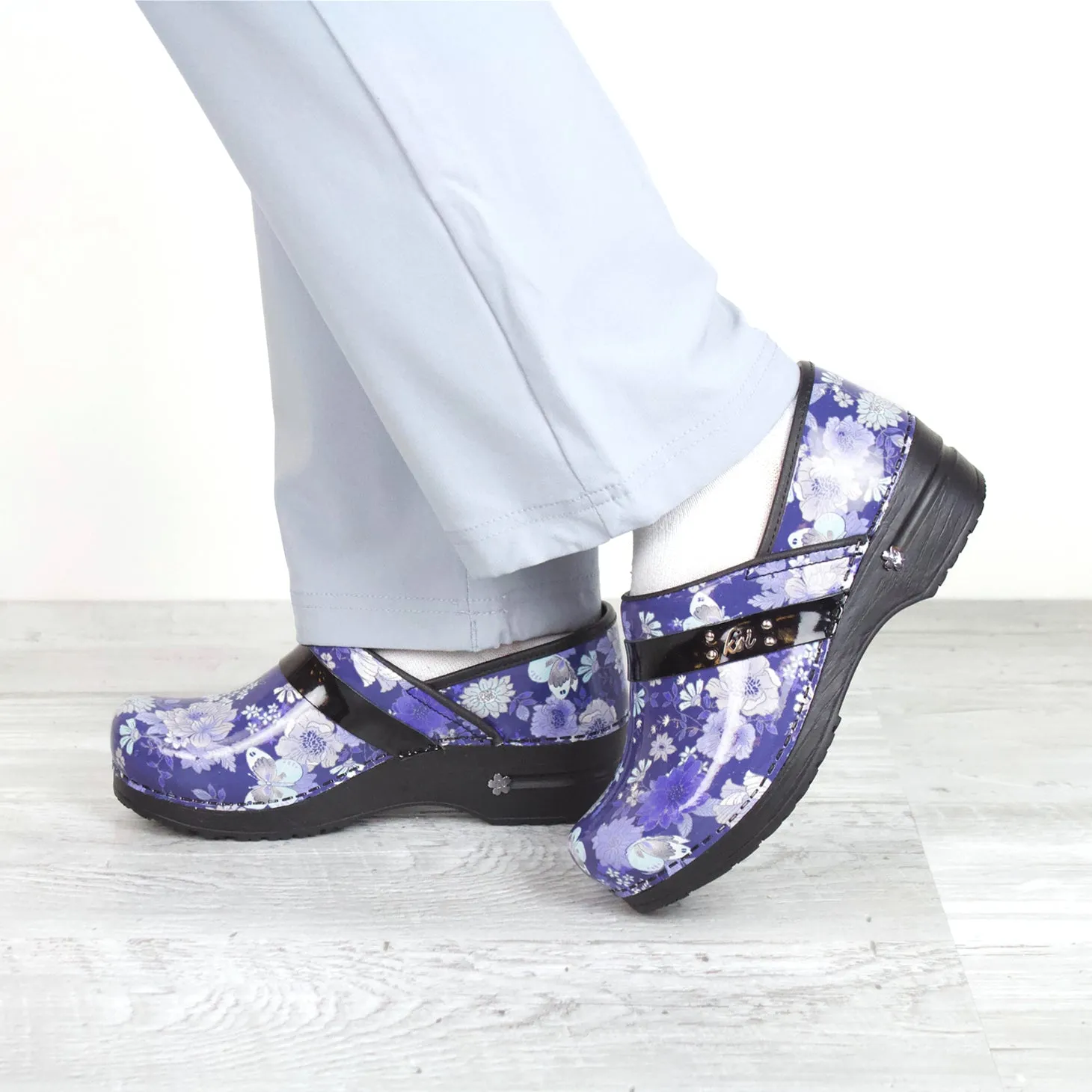Butterfly Melody Women's Clog in Blue