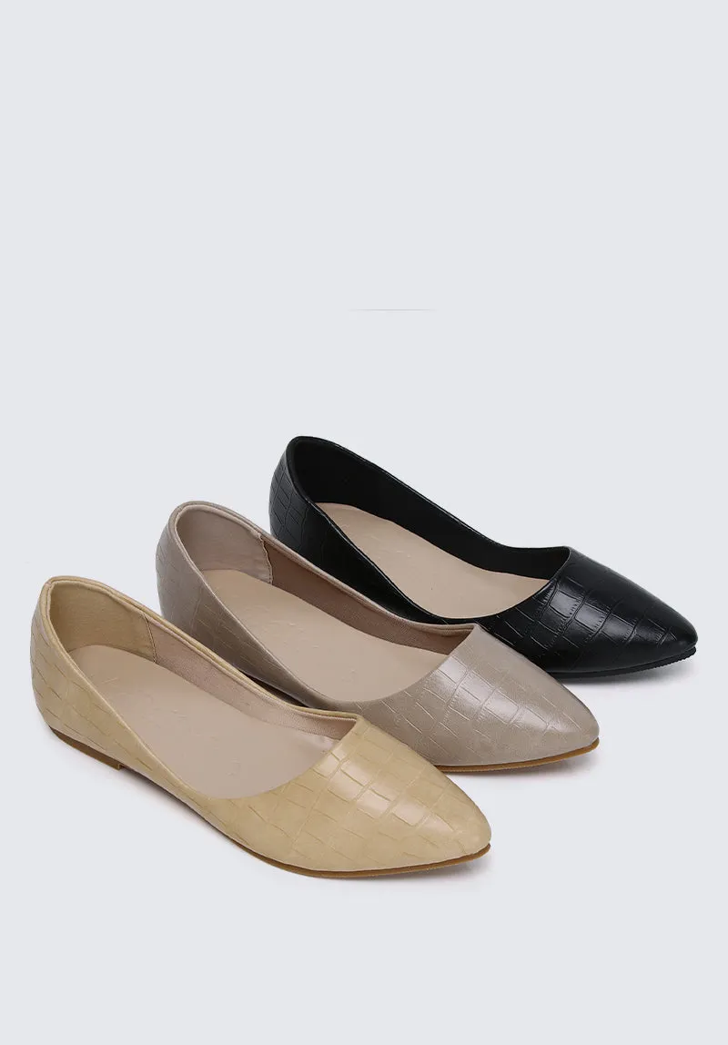 Cece Croc Comfy Ballerina In Black