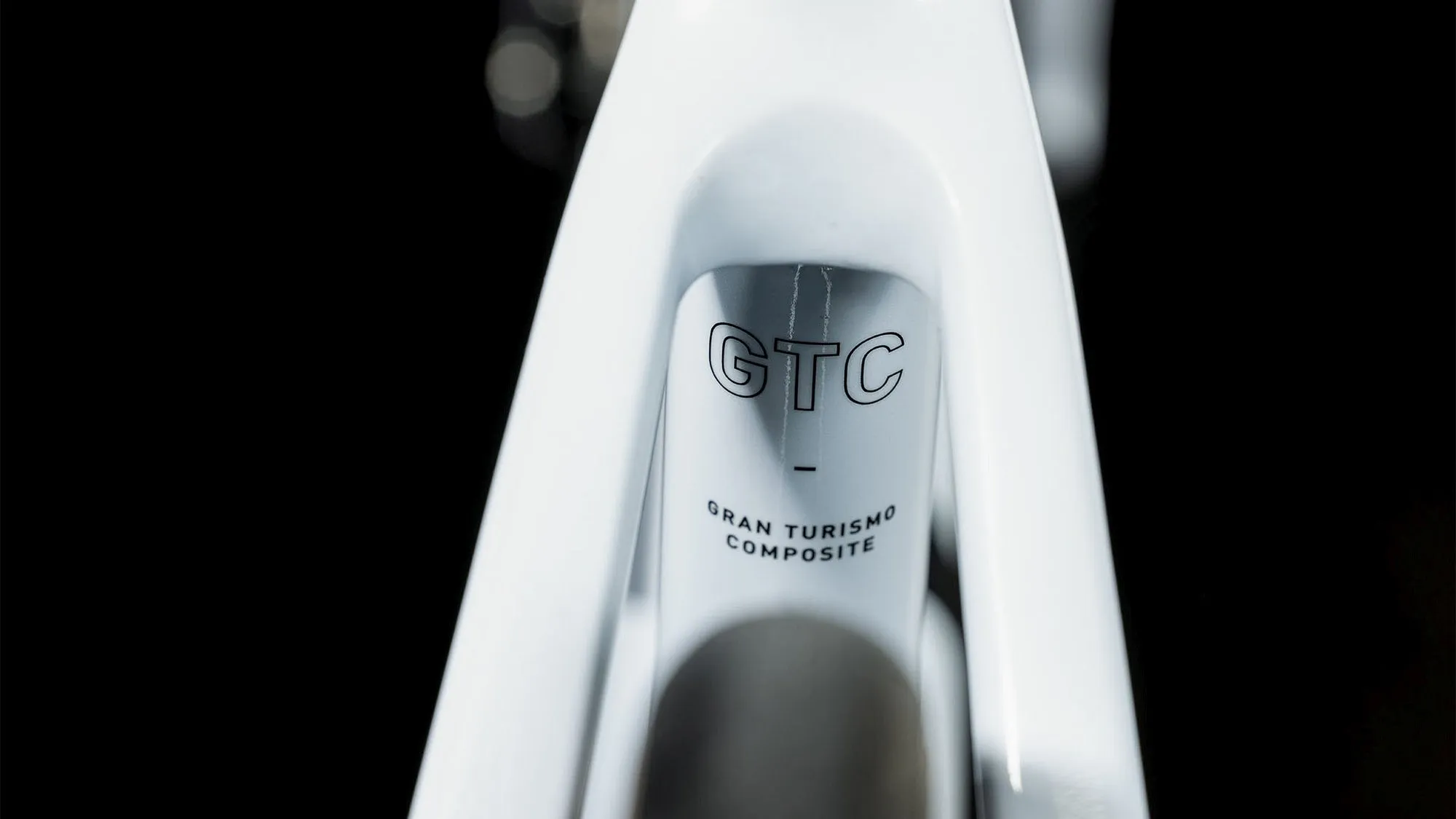 CUBE ATTAIN GTC RACE FLASHWHITE/BLACK