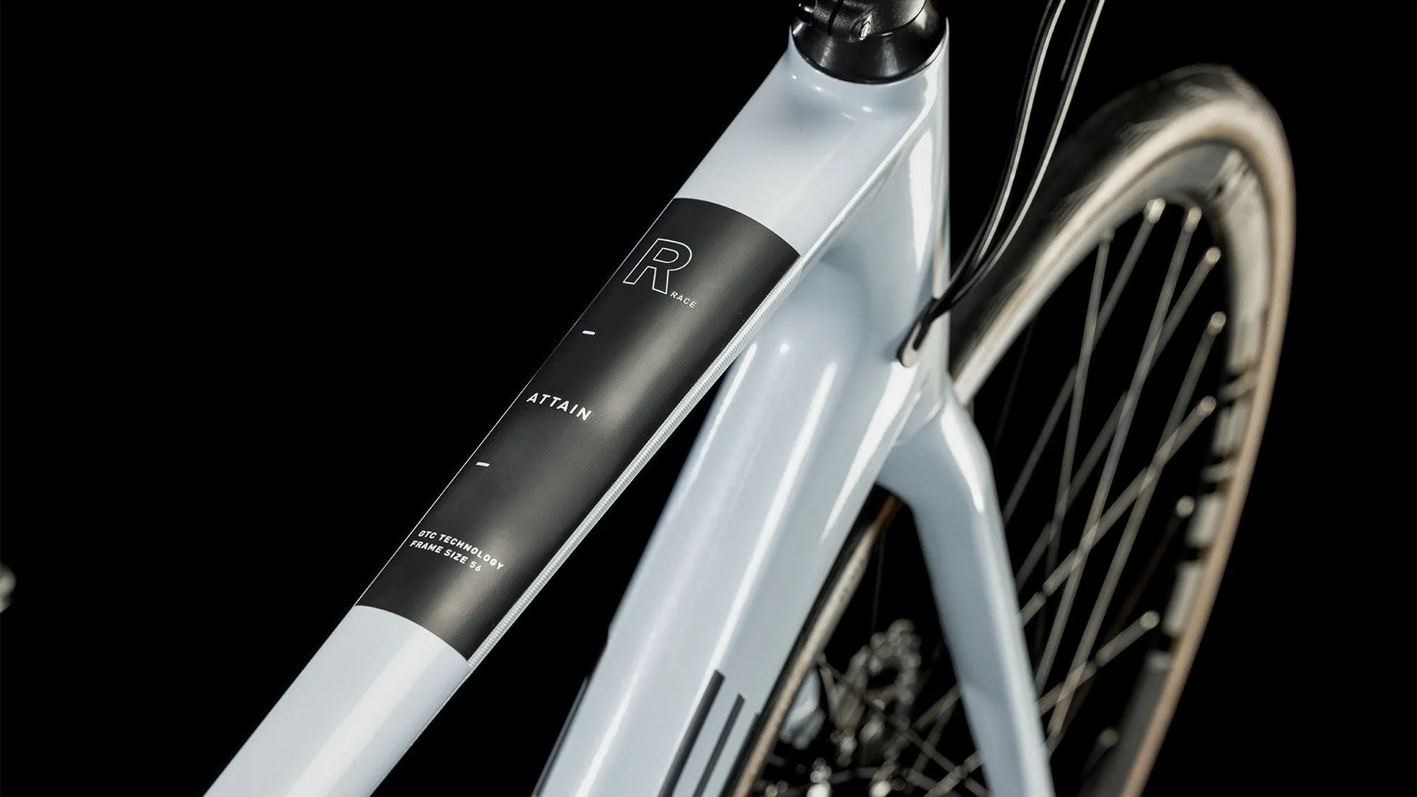 CUBE ATTAIN GTC RACE FLASHWHITE/BLACK