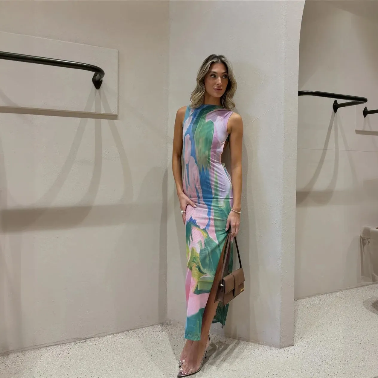 Floral Print Form-Fitting Mid-Calf Dress