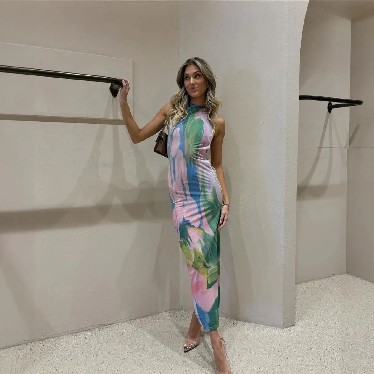 Floral Print Form-Fitting Mid-Calf Dress