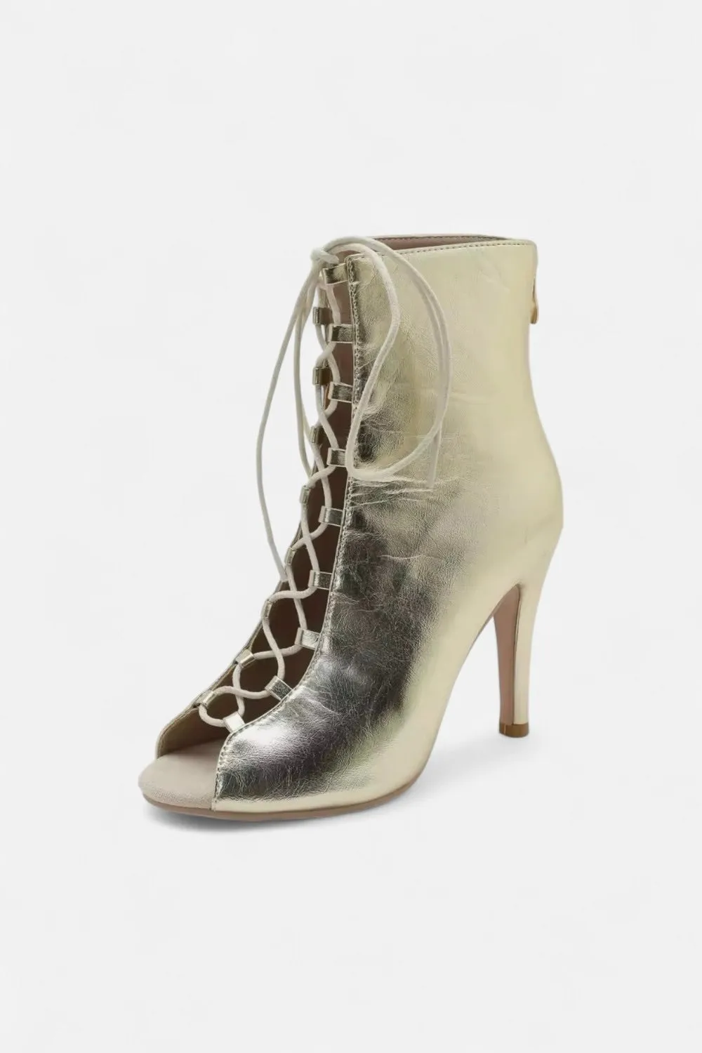GOLDEN HEELS
