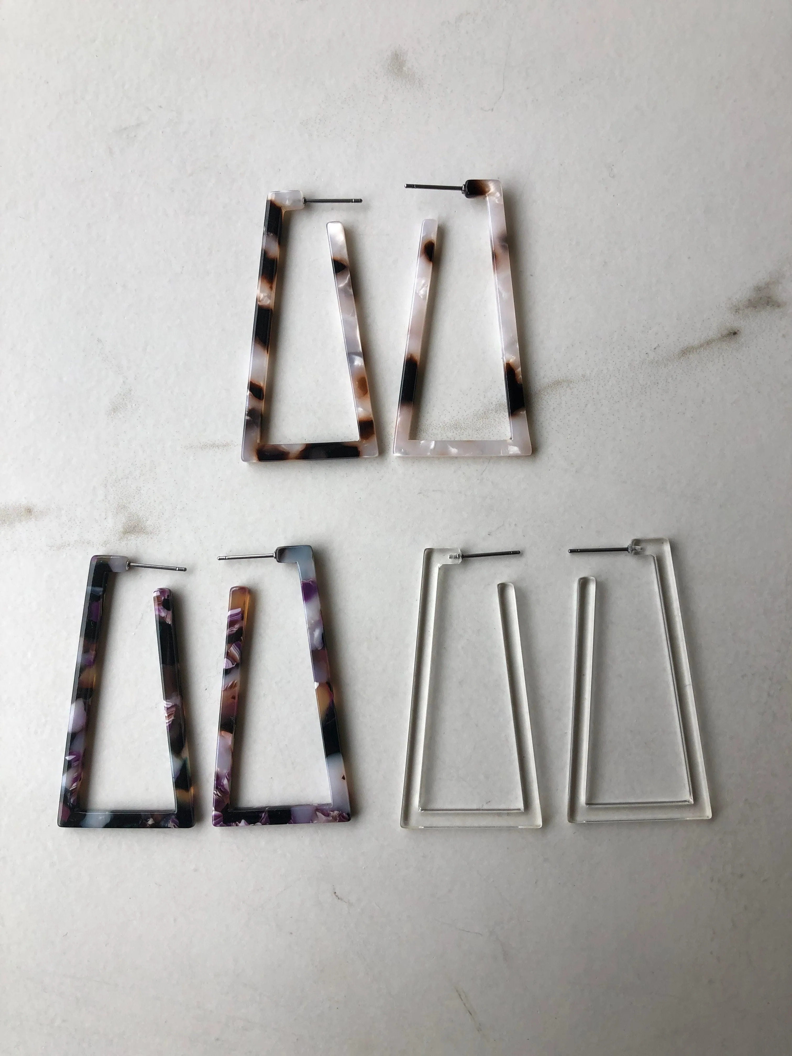 HARLOW Resin Parallelogram Earrings