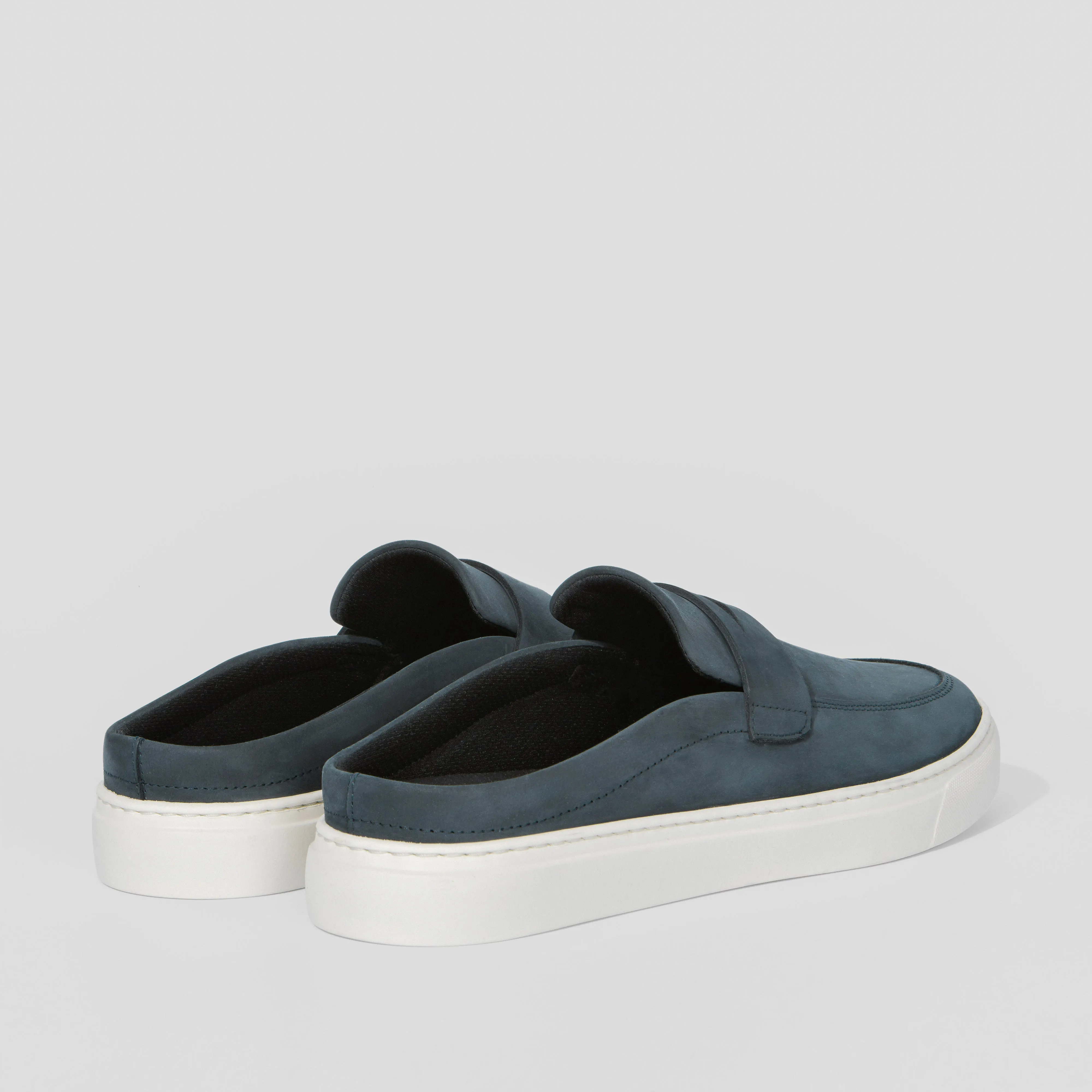Oriel Nubuck Navy
