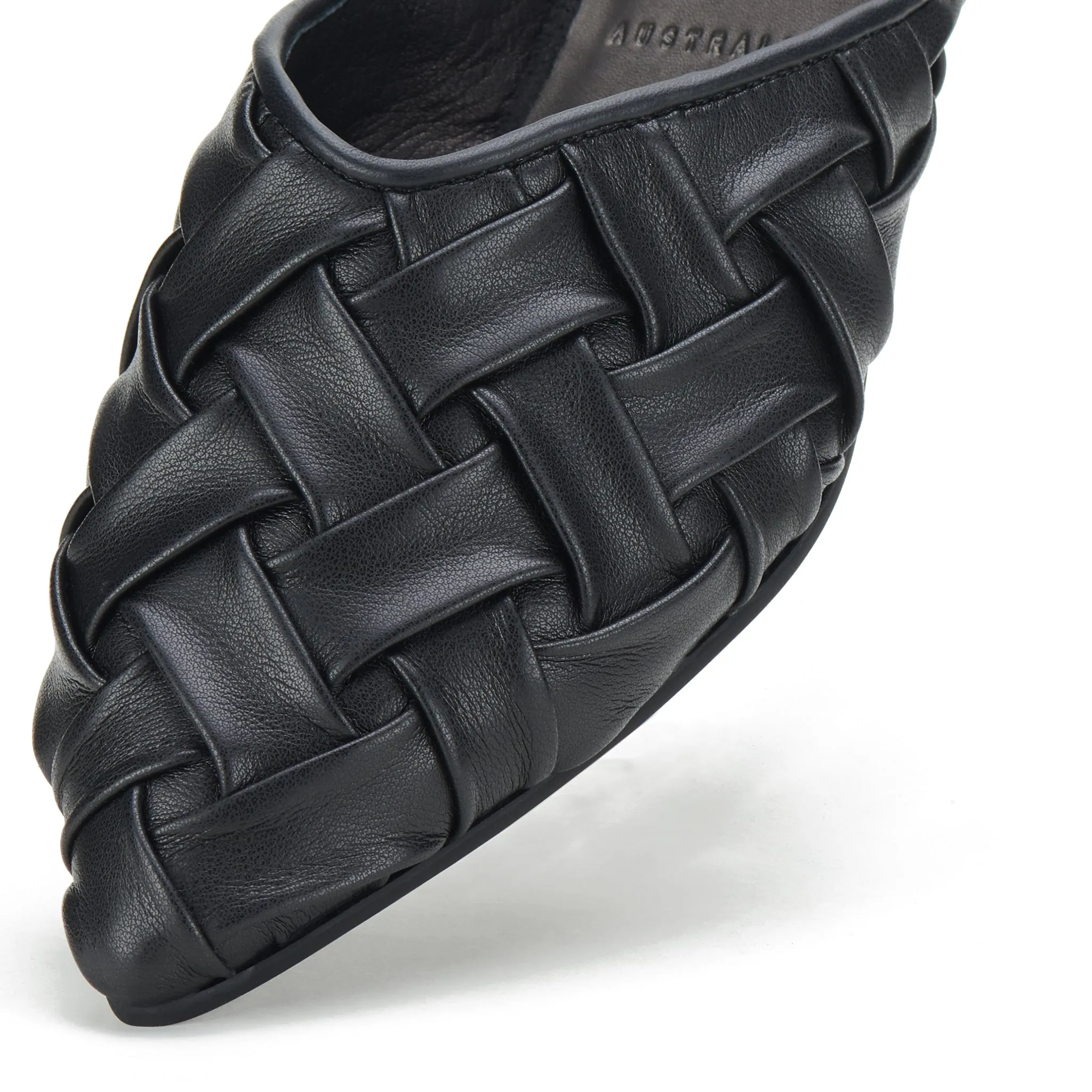 Rollie Pointed Mule Soft Woven Black