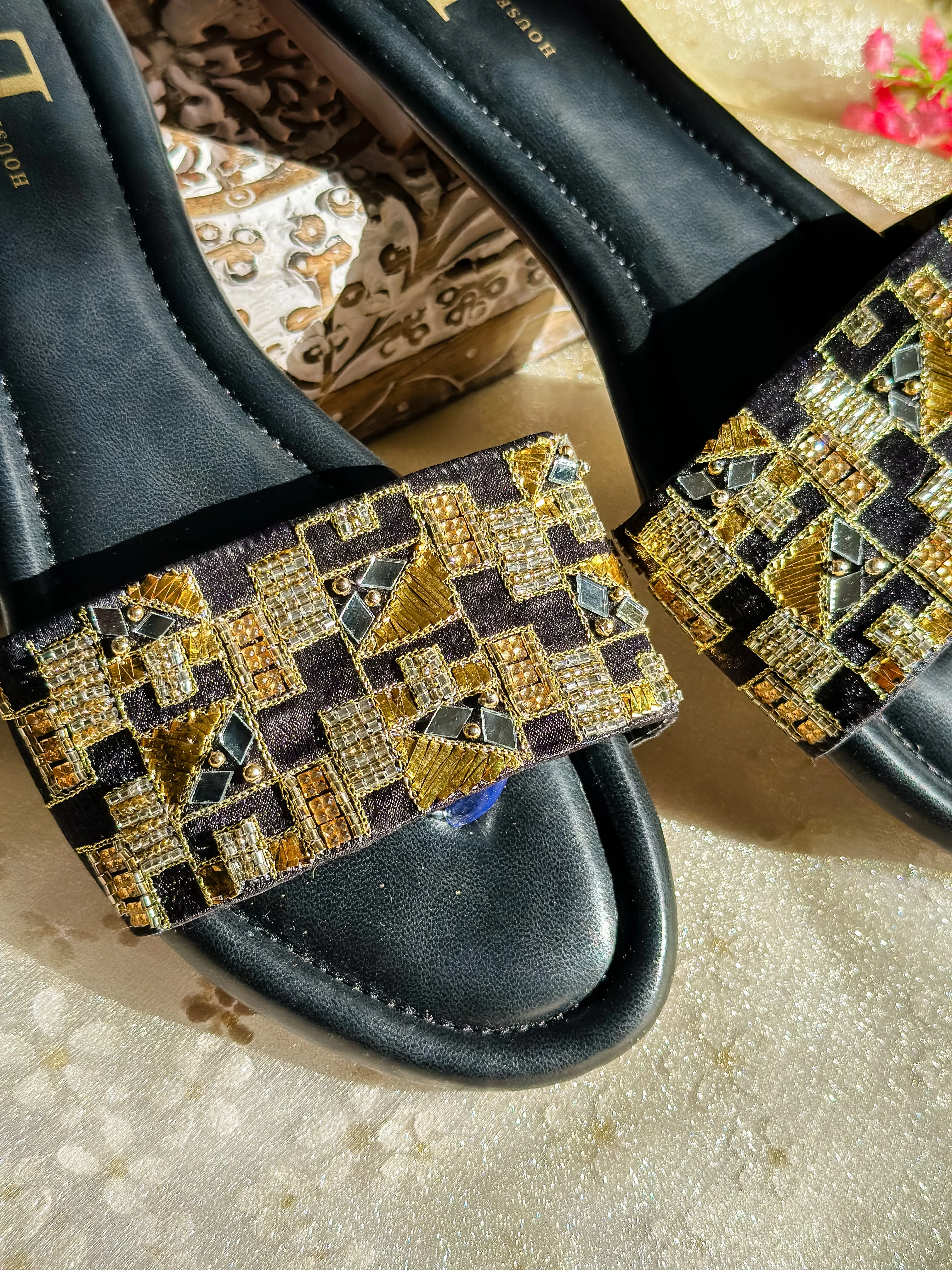 Shadow Black Sandal Flats