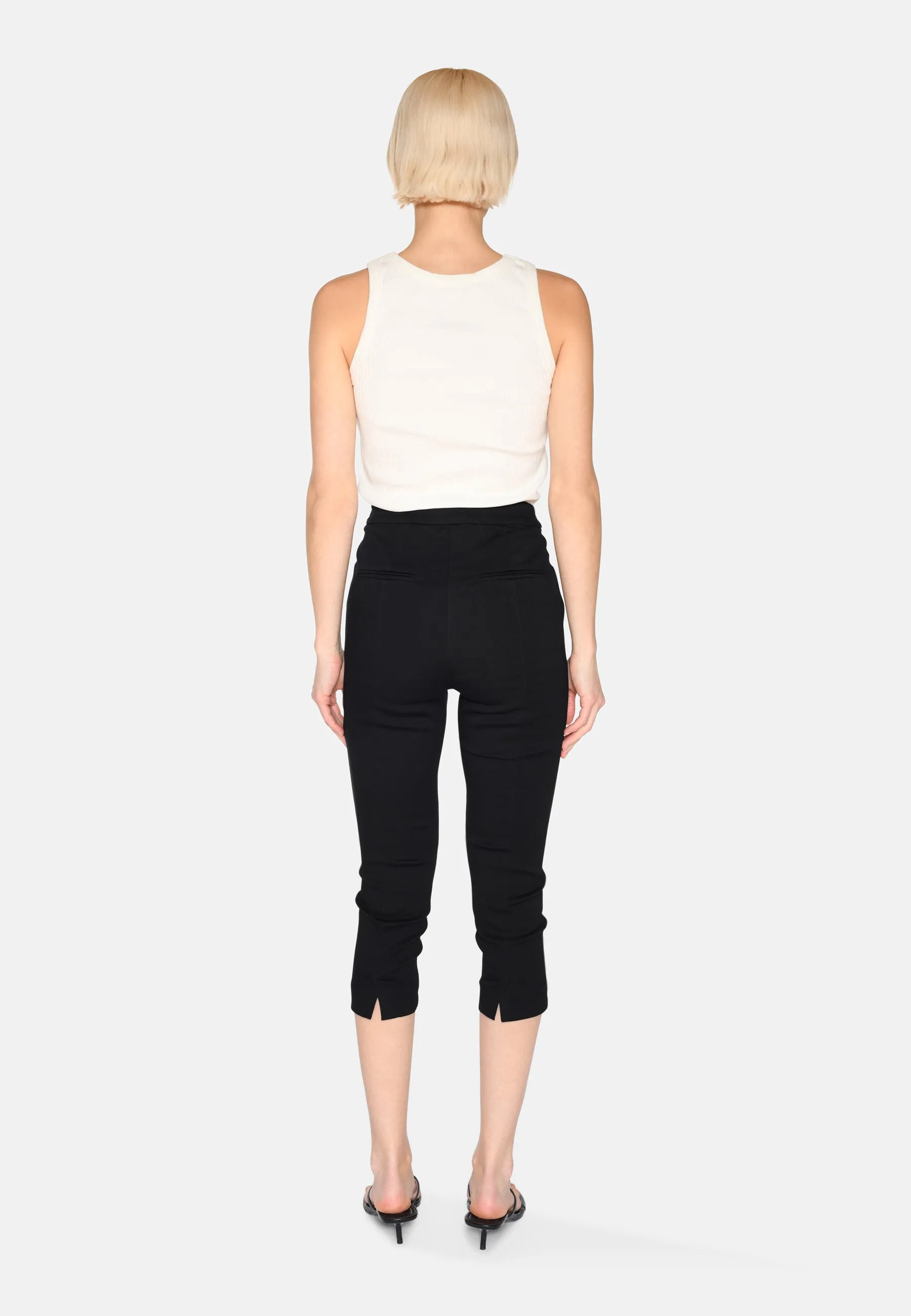Sophia capri pants 4166 - Black