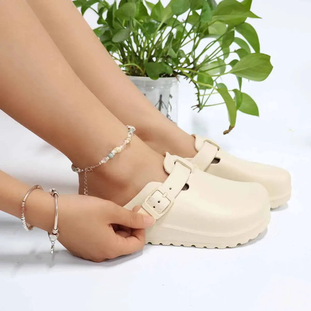 Summer Women Clogs Eva Beach Sandals  Waterproof Slippers Casual Couple Mules Shoes