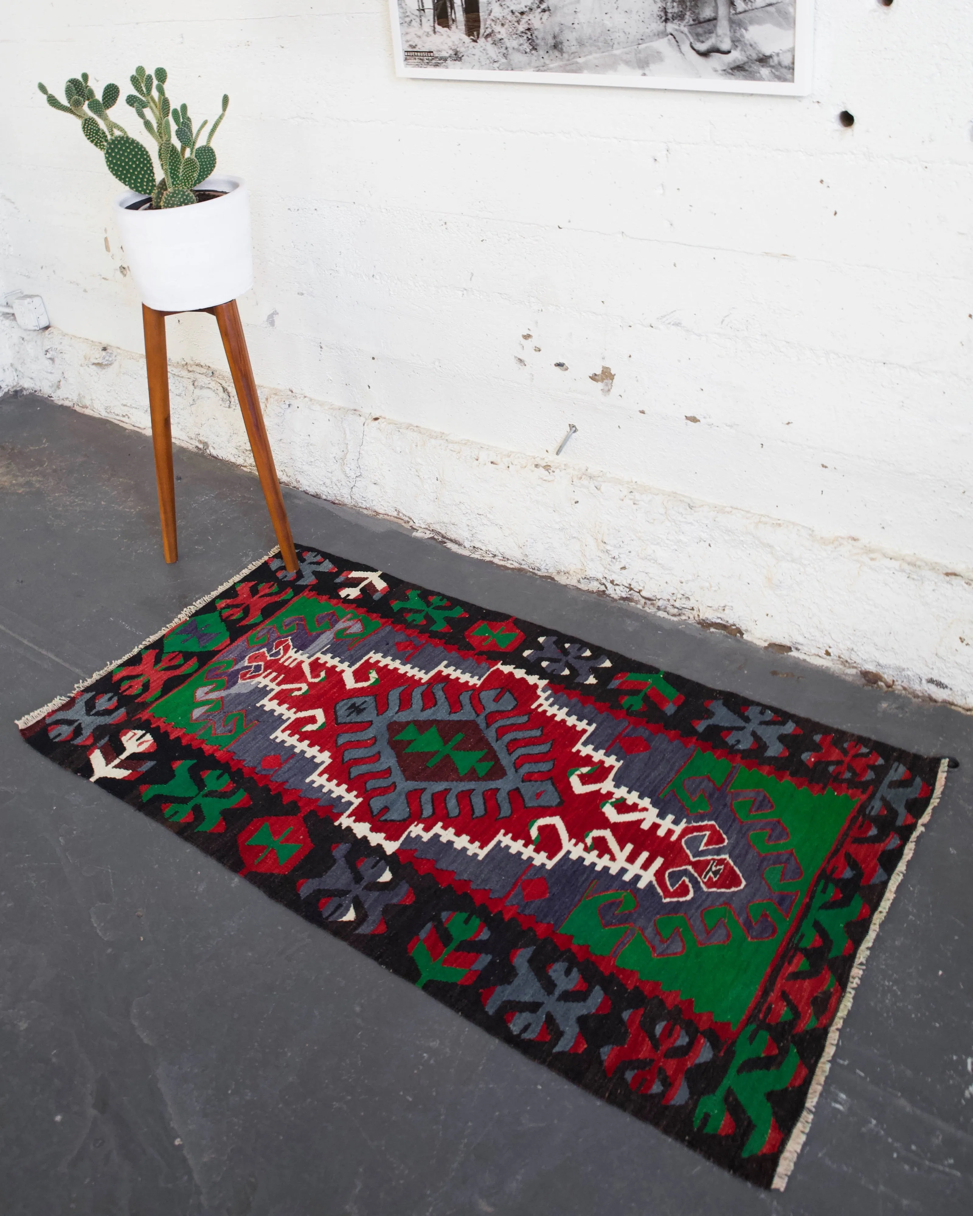 Vintage Mini Turkish Kilim Rug 2'8"x5'2"